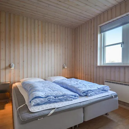 Дом отдыха 3 Bedroom Stunning In *